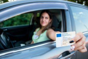 Read more about the article Carnet de Conducir Precios: Todo lo que Necesitas Saber