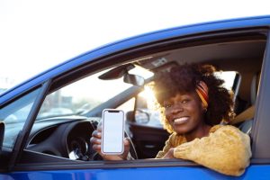 Read more about the article Auto Führerschein kaufen: Warum dieser Weg illegal und gefährlich ist