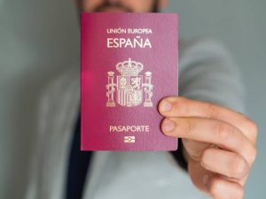 Read more about the article Precio Pasaporte y DNI: Todo lo que necesitas saber