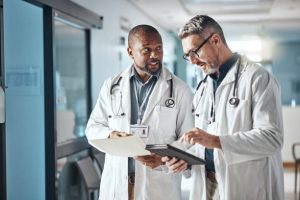 Read more about the article Dr Titel kaufen: Was Sie wissen sollten