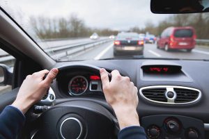 Read more about the article Fake Führerschein kaufen: Erfahrungen und Risiken